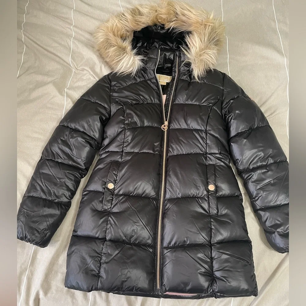 Michael Kors girls winter jacket size 16 also fits like women’s extra small - Picture 5 of 5